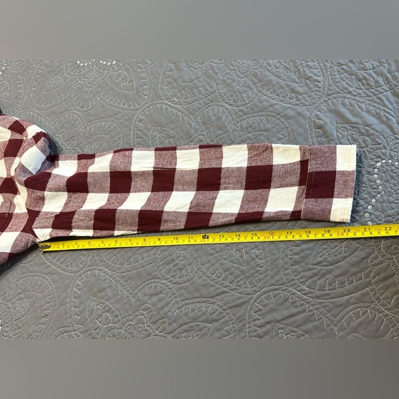 St Johns Bay Men’s Burgundy Buffalo Plaid Button Down Flannel Shirt NWT … - Picture 4 of 8